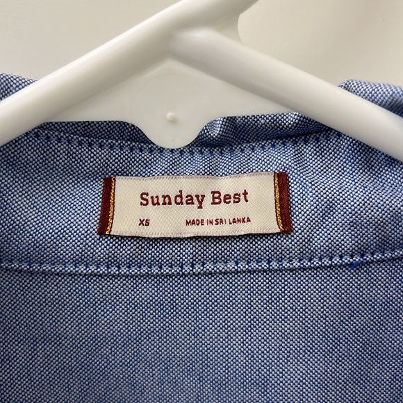 Aritzia Sunday Best button down shirt - Picture 2 of 3